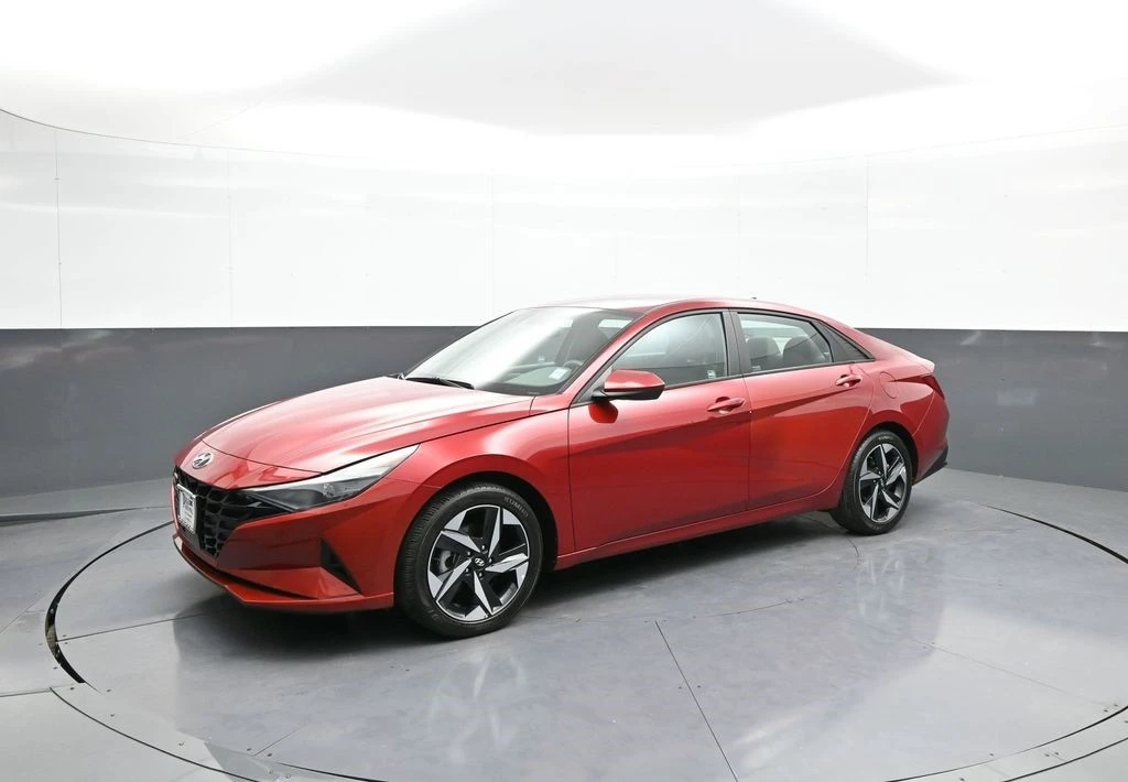 2023 Hyundai Elantra - Image 10 of 21