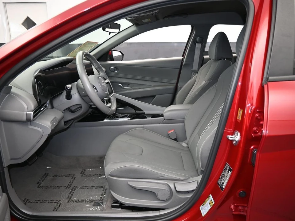 2023 Hyundai Elantra - Image 11 of 12