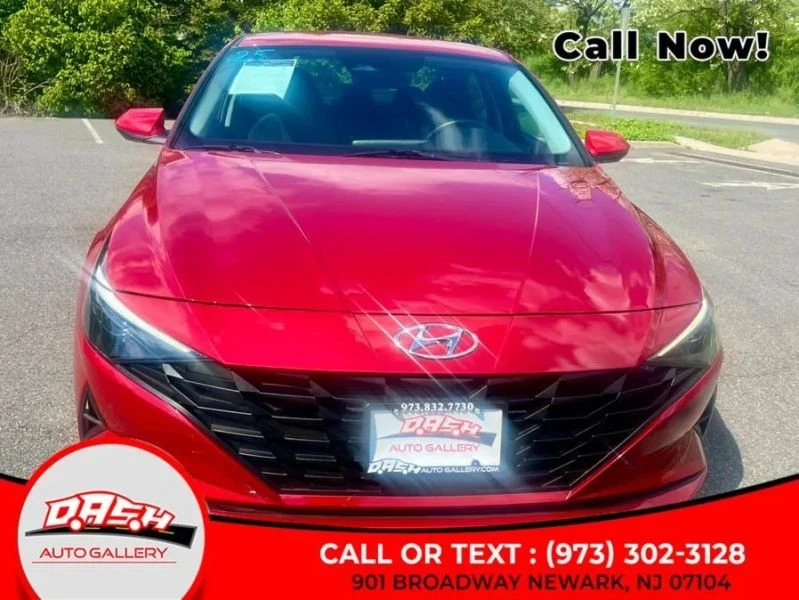 2023 Hyundai Elantra - Image 2 of 12