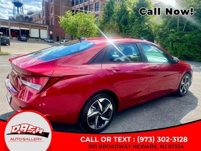 2023 Hyundai Elantra - Image 10 of 12