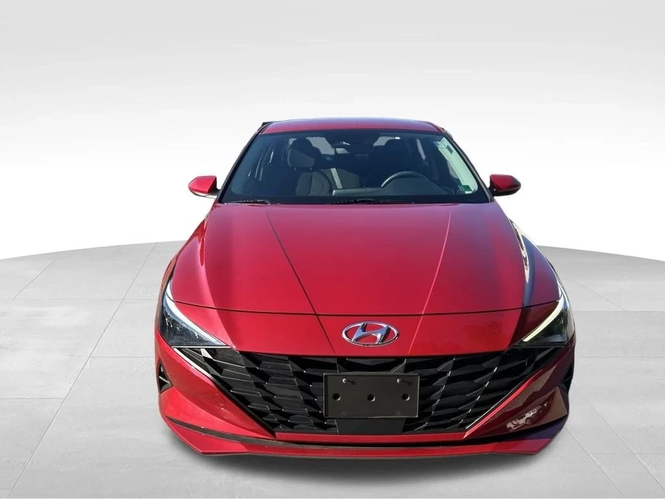 2023 Hyundai Elantra - Image 10 of 12