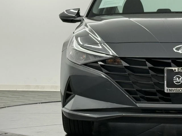 2023 Hyundai Elantra - Image 4 of 12