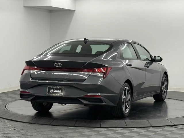 2023 Hyundai Elantra - Image 6 of 12