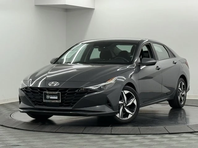 2023 Hyundai Elantra - Image 2 of 12
