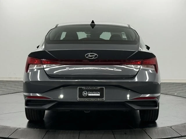 2023 Hyundai Elantra - Image 8 of 12