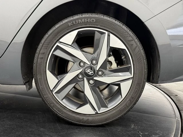 2023 Hyundai Elantra - Image 12 of 12