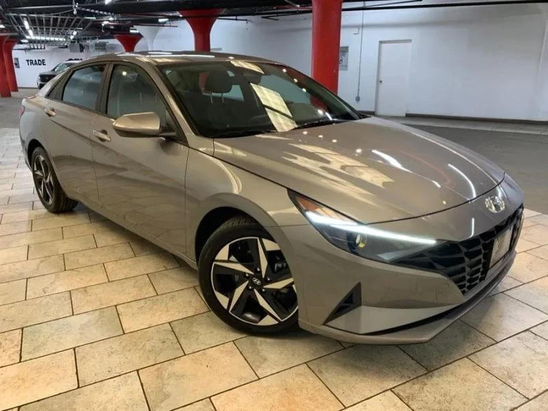 2023 Hyundai Elantra - Image 3 of 12