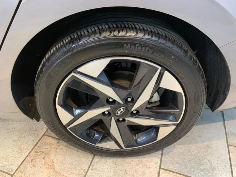 2023 Hyundai Elantra - Image 12 of 12