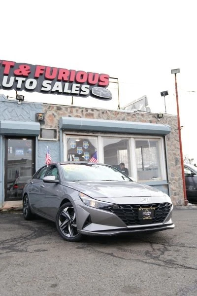 2023 Hyundai Elantra - Image 5 of 12