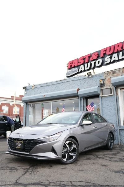 2023 Hyundai Elantra - Image 4 of 12