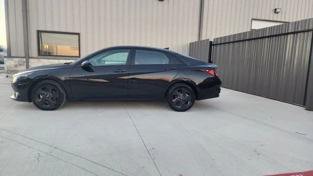 2023 Hyundai Elantra - Image 5 of 21