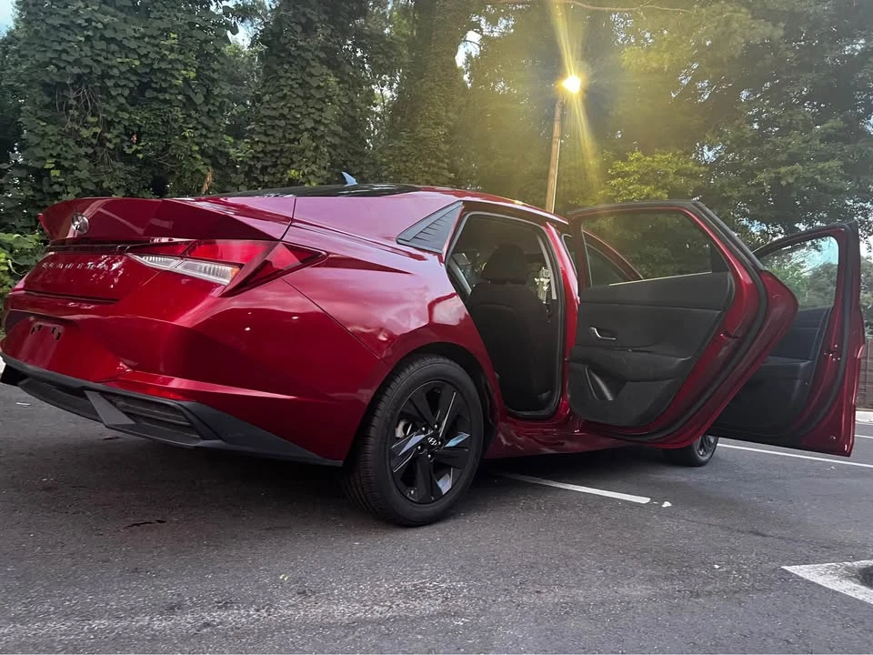 2023 Hyundai Elantra - Image 3 of 11