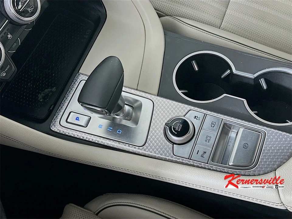 2023 Hyundai Genesis - Image 16 of 21