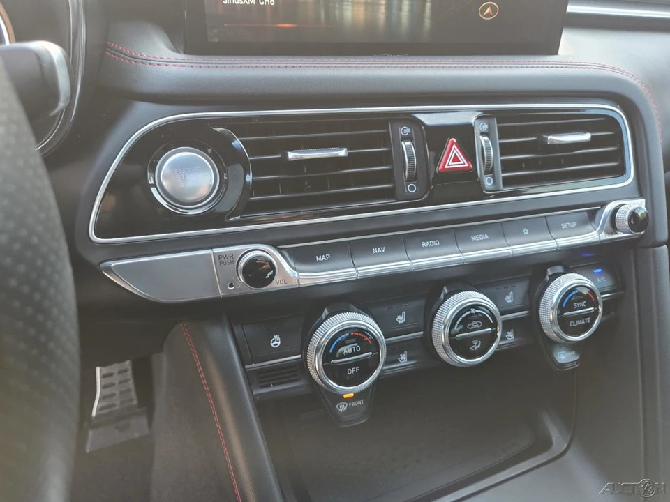 2023 Hyundai Genesis - Image 16 of 21