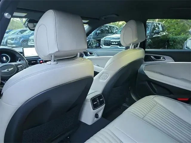 2023 Hyundai Genesis - Image 17 of 18