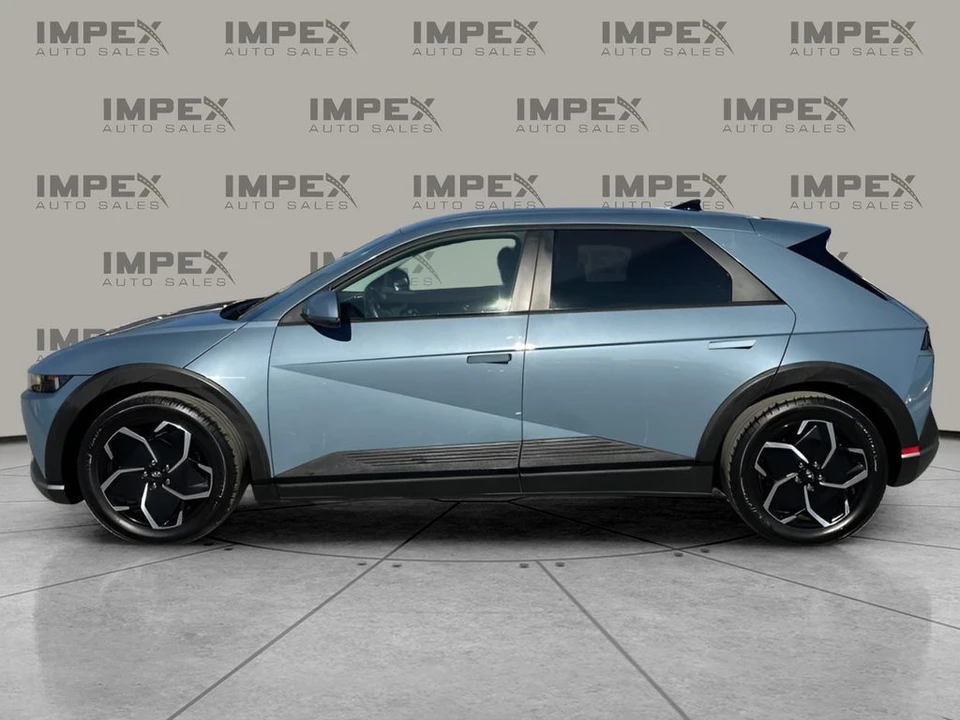 2023 Hyundai Ioniq 5 - Image 2 of 12