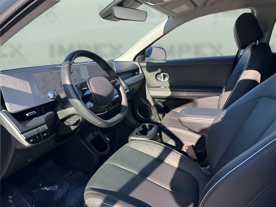 2023 Hyundai Ioniq 5 - Image 9 of 12