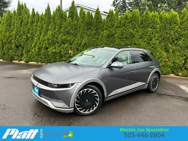 2023 Hyundai Ioniq 5 - Image 2 of 31