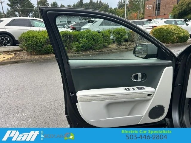 2023 Hyundai Ioniq 5 - Image 17 of 31