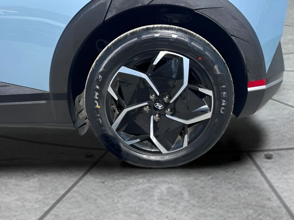 2023 Hyundai Ioniq 5 - Image 26 of 29