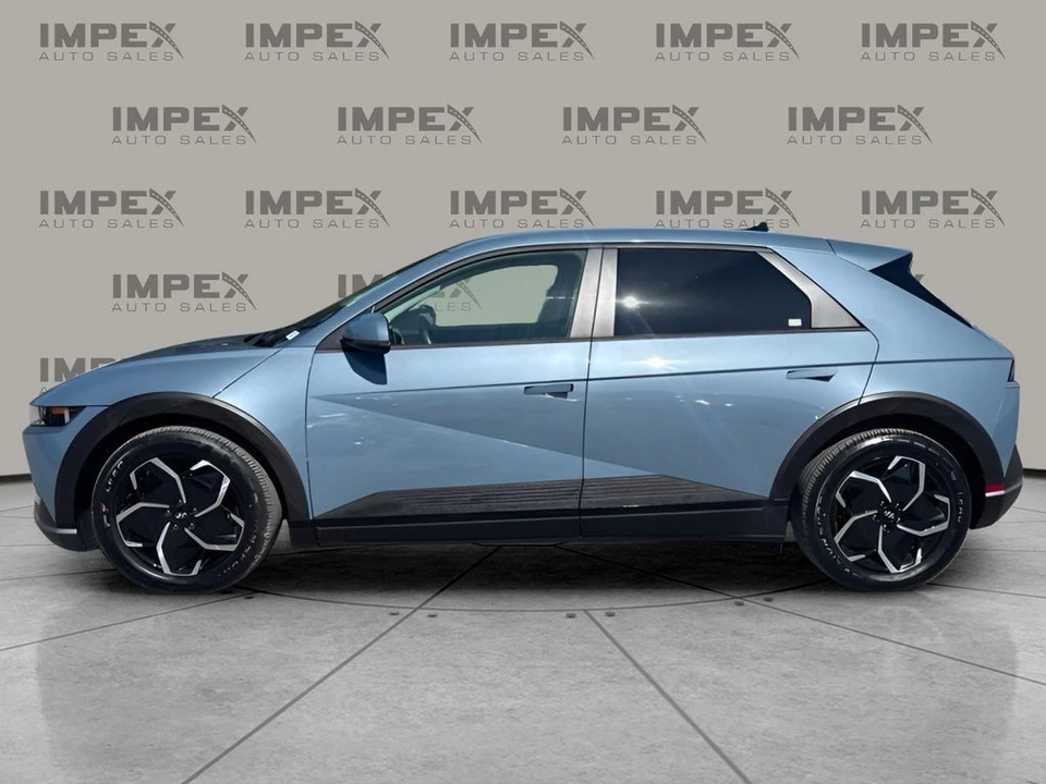 2023 Hyundai Ioniq 5 - Image 2 of 29