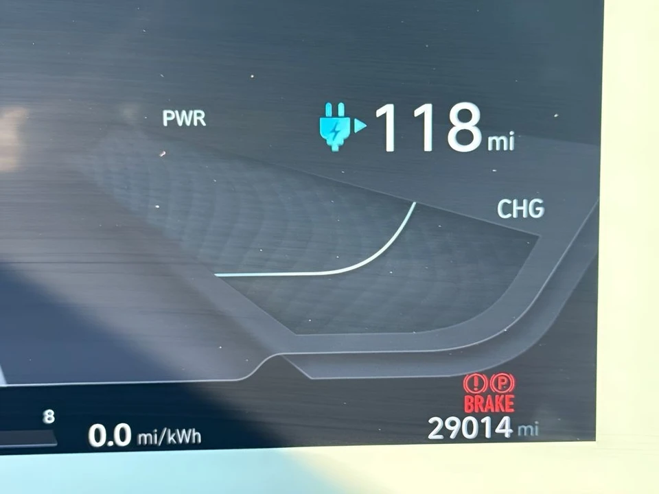 2023 Hyundai Ioniq 5 - Image 19 of 29