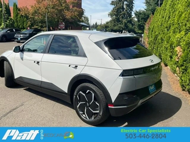 2023 Hyundai Ioniq 5 - Image 7 of 31