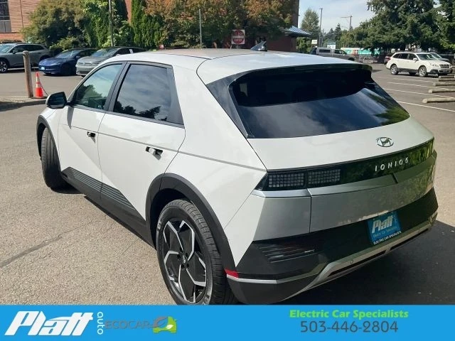 2023 Hyundai Ioniq 5 - Image 8 of 31