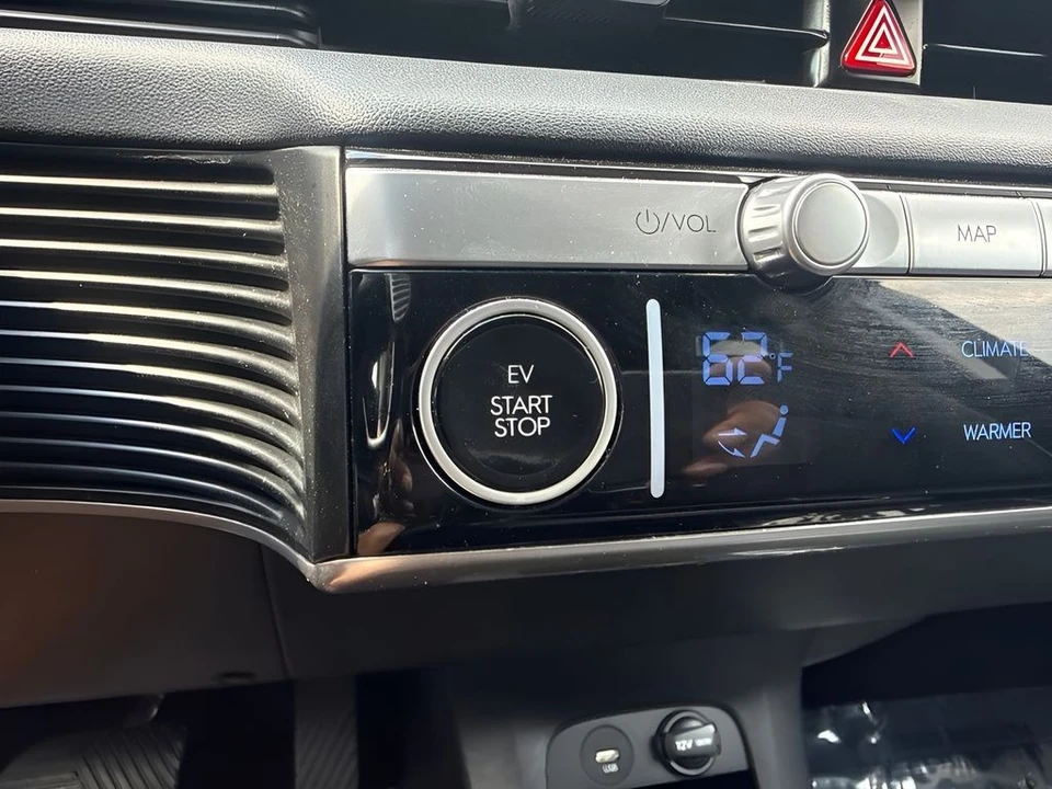 2023 Hyundai Ioniq 5 - Image 19 of 28