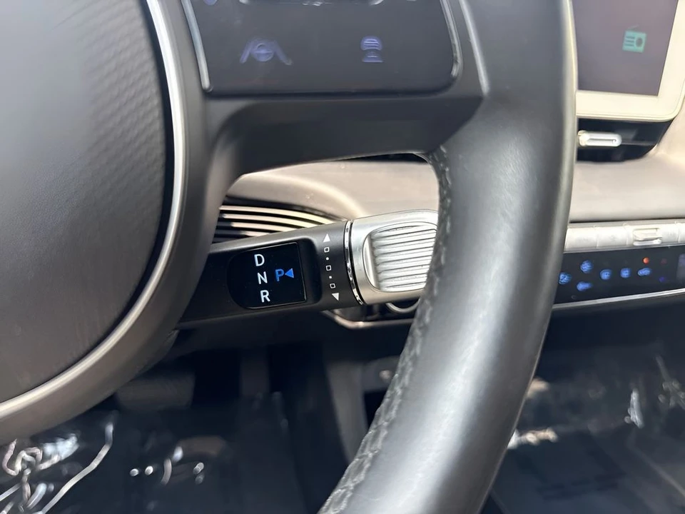 2023 Hyundai Ioniq 5 - Image 14 of 28