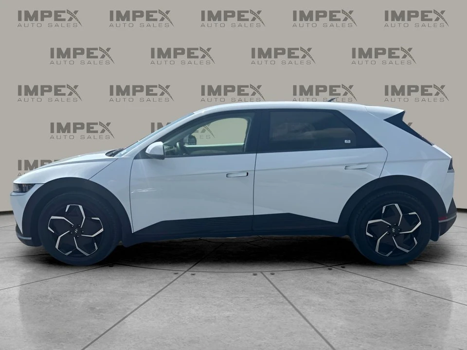 2023 Hyundai Ioniq 5 - Image 2 of 29