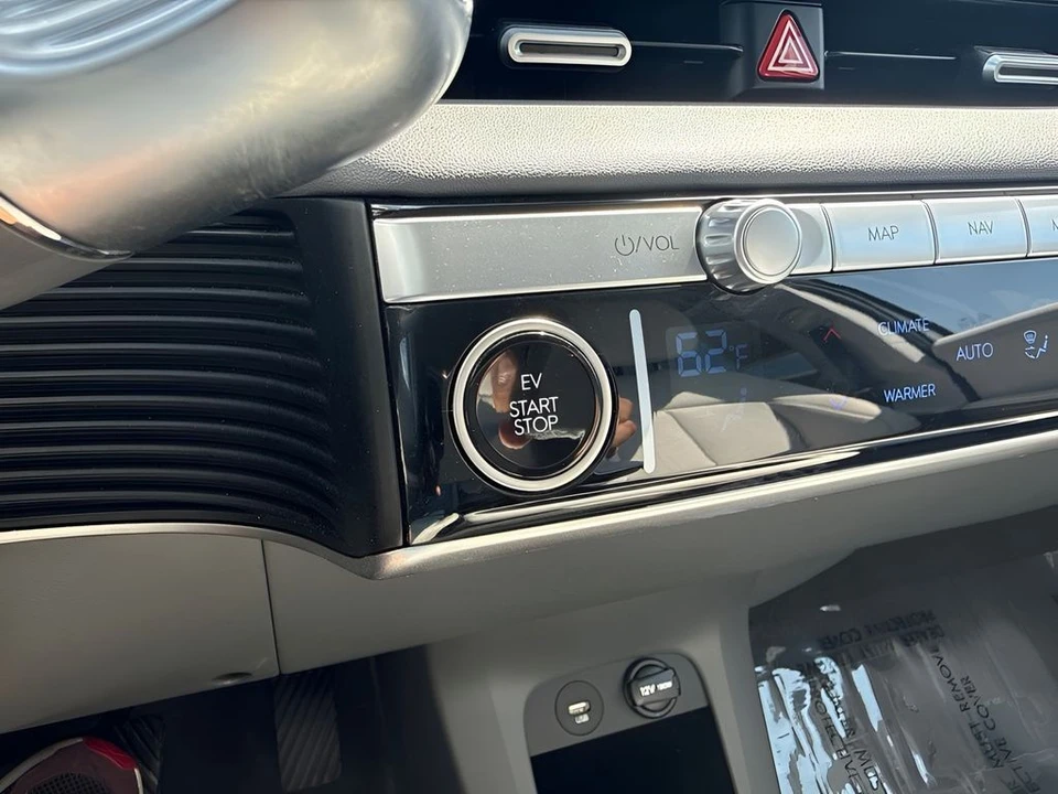 2023 Hyundai Ioniq 5 - Image 17 of 29