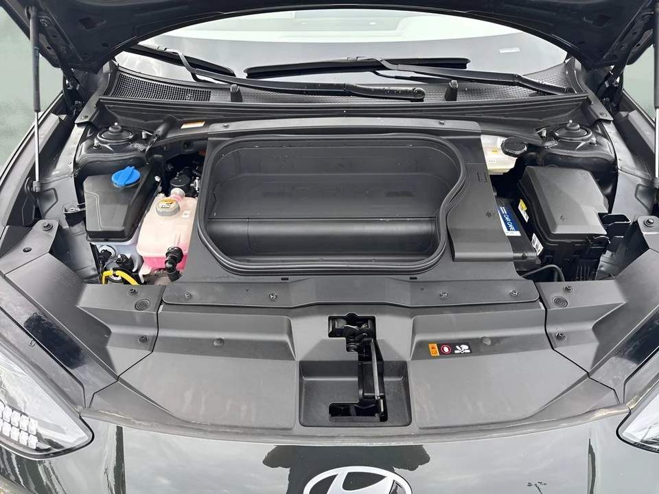 2023 Hyundai Ioniq 5 - Image 29 of 31