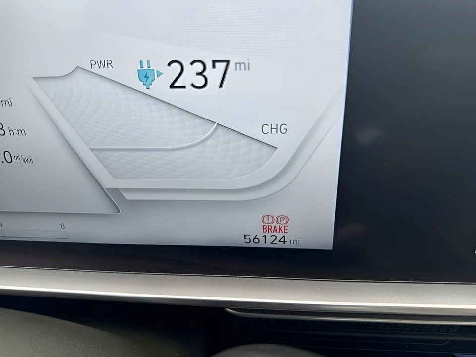 2023 Hyundai Ioniq 5 - Image 23 of 31
