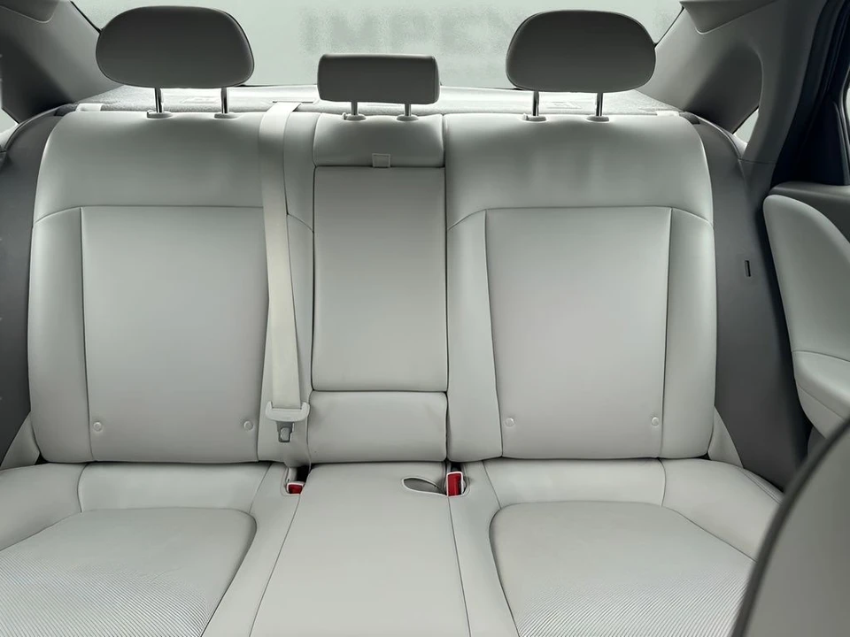 2023 Hyundai Ioniq 5 - Image 11 of 31