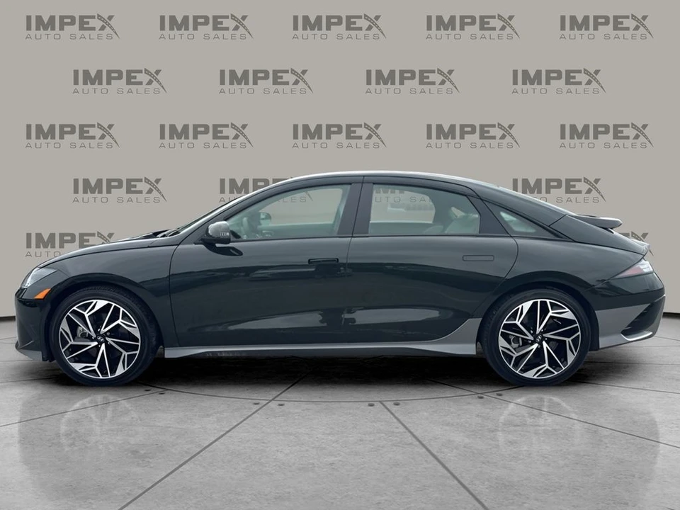 2023 Hyundai Ioniq 5 - Image 2 of 31