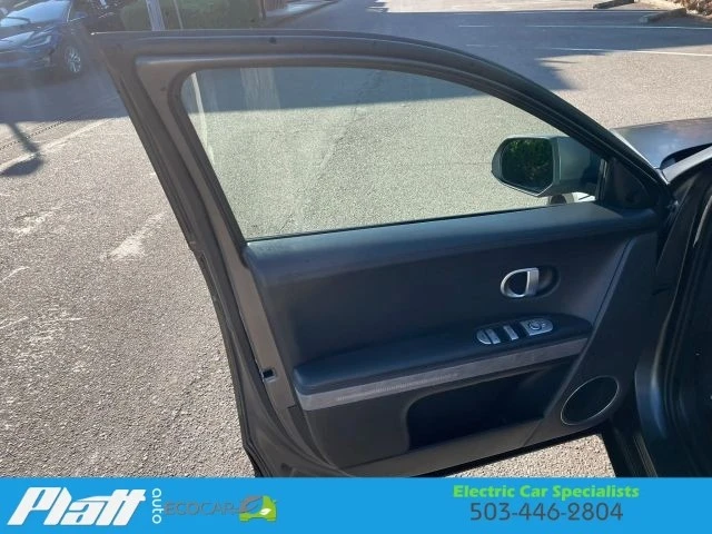 2023 Hyundai Ioniq 5 - Image 17 of 31