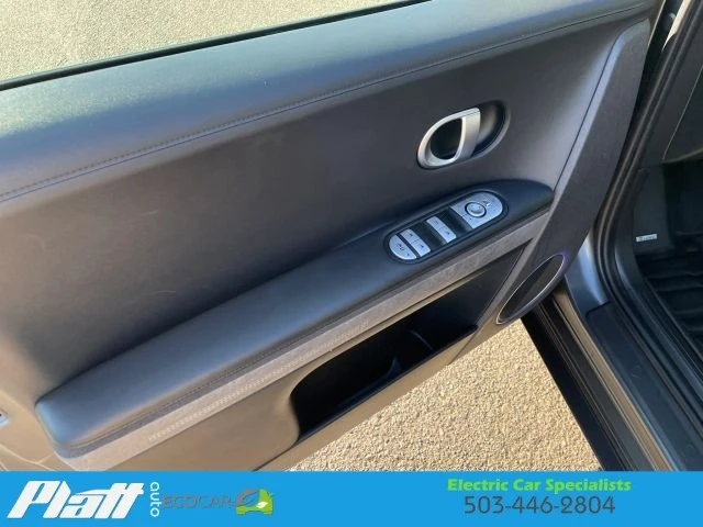 2023 Hyundai Ioniq 5 - Image 16 of 31