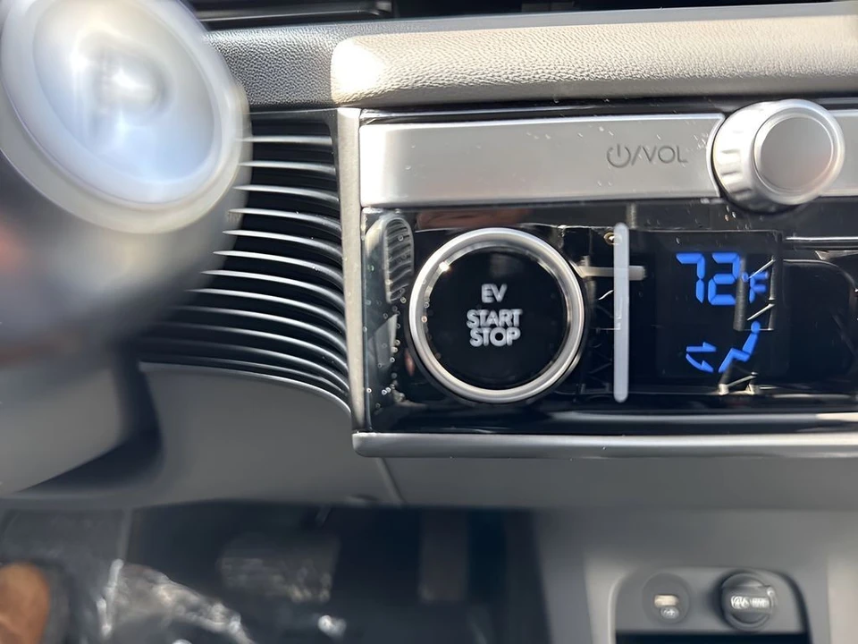2023 Hyundai Ioniq 5 - Image 21 of 31