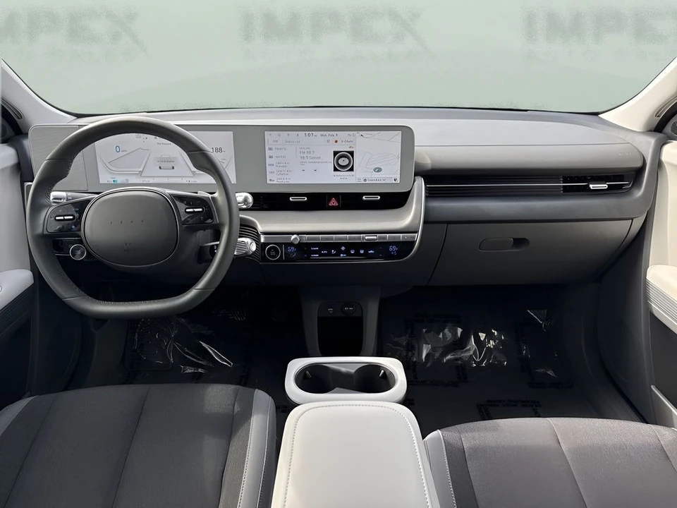 2023 Hyundai Ioniq 5 - Image 12 of 31