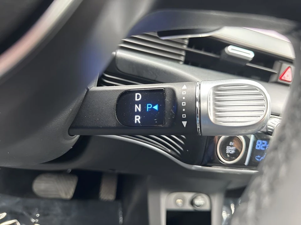 2023 Hyundai Ioniq 5 - Image 23 of 31