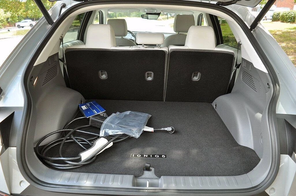 2023 Hyundai Ioniq 5 - Image 12 of 15