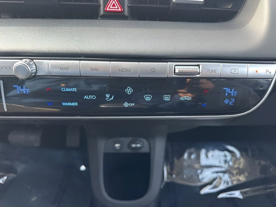 2023 Hyundai Ioniq 5 - Image 18 of 21