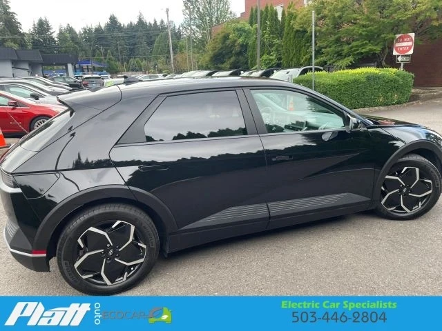2023 Hyundai Ioniq 5 - Image 11 of 31