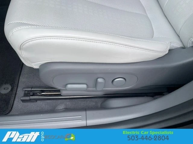 2023 Hyundai Ioniq 5 - Image 22 of 31