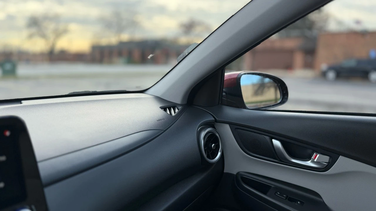 2023 Hyundai Kona - Image 20 of 21