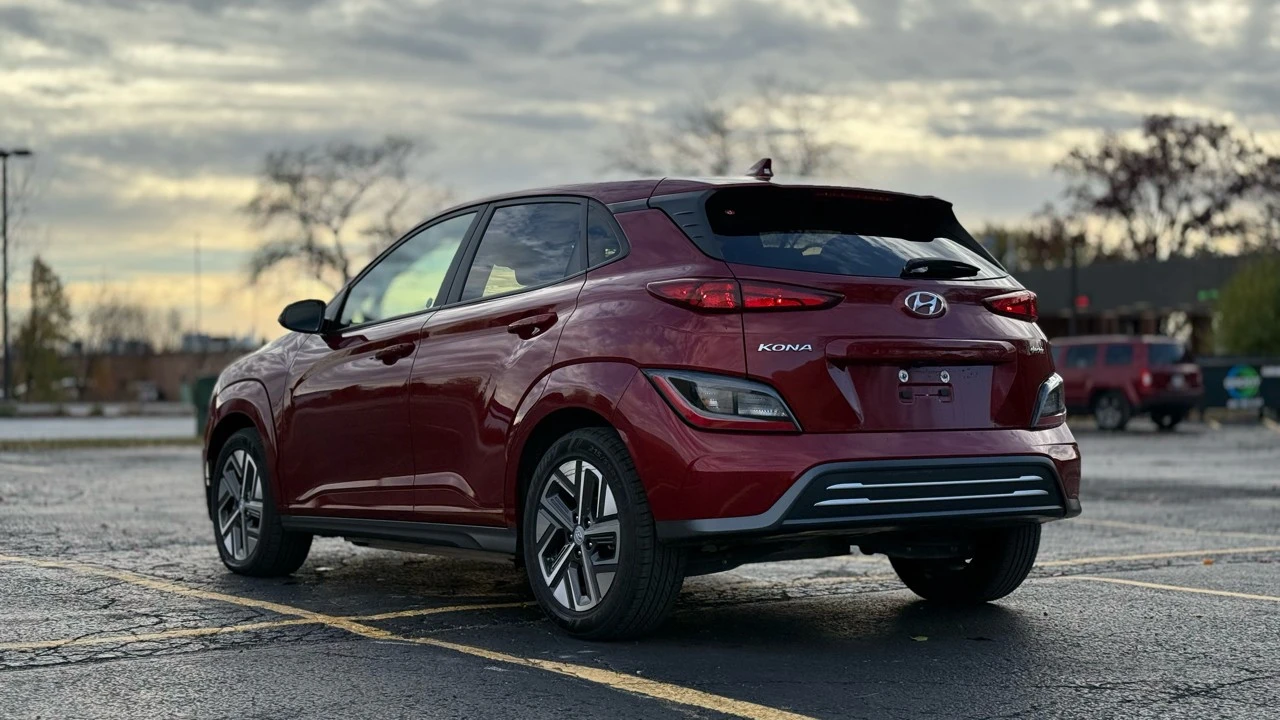 2023 Hyundai Kona - Image 5 of 21