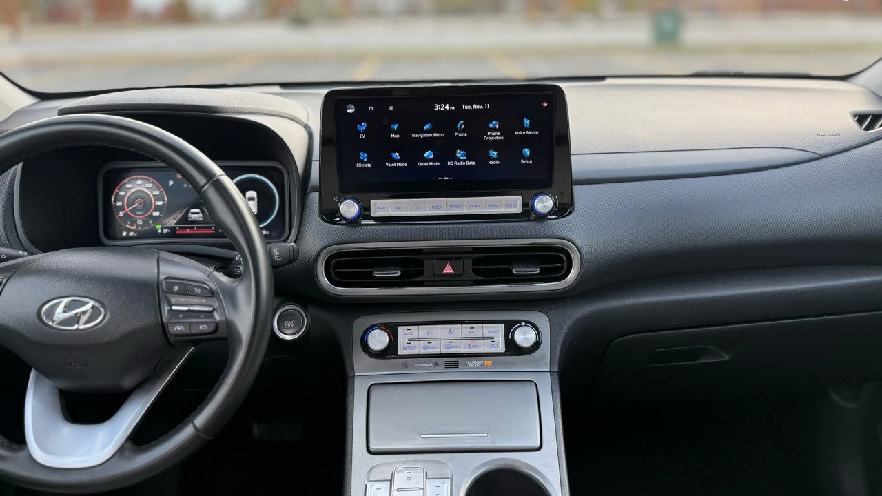 2023 Hyundai Kona - Image 17 of 21