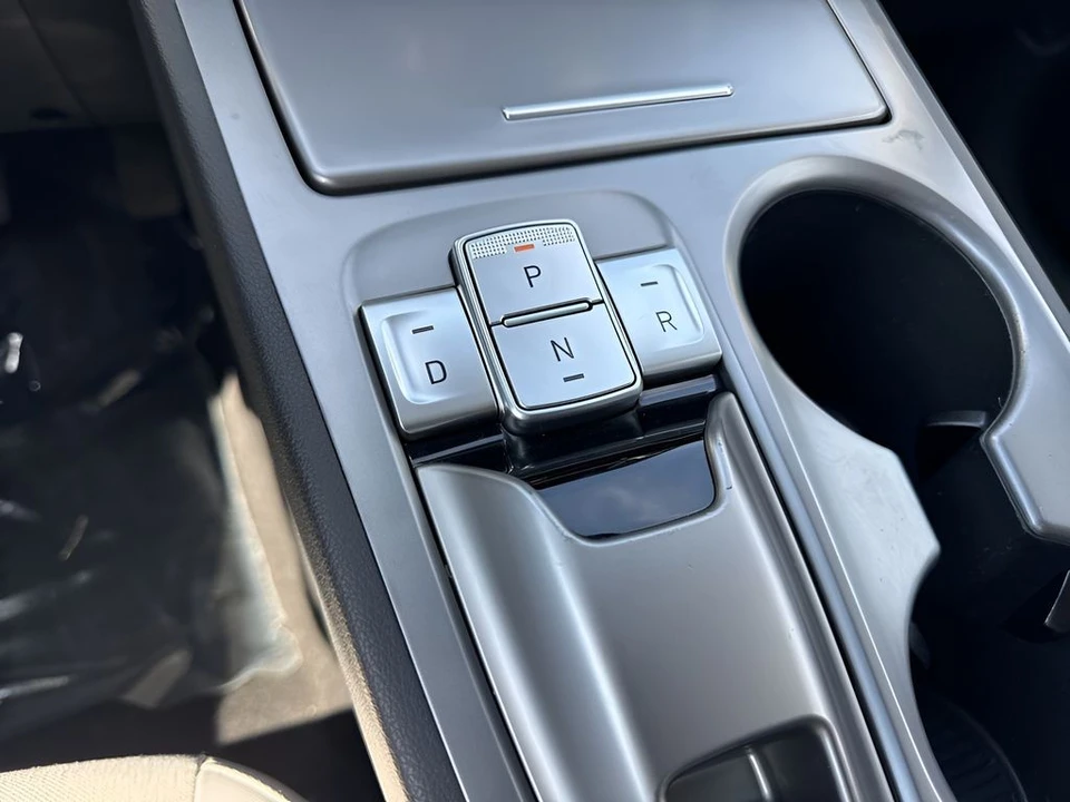 2023 Hyundai Kona - Image 16 of 21