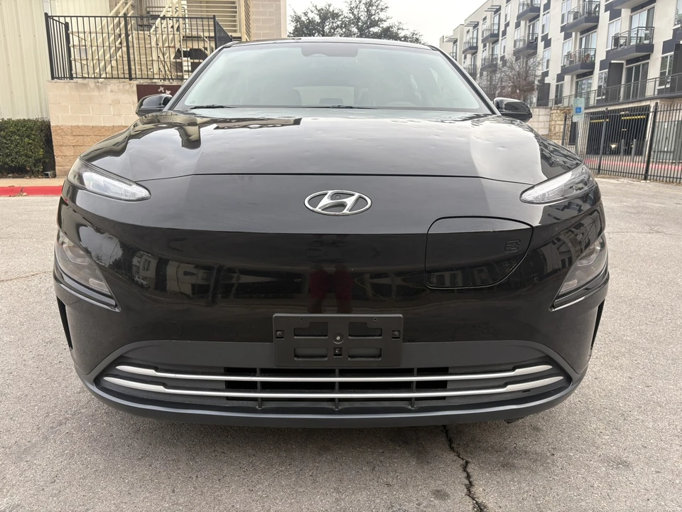 2023 Hyundai Kona - Image 2 of 21